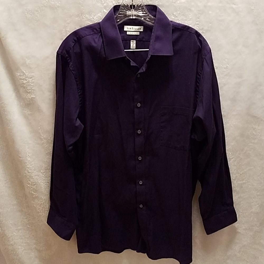 VAN HEUSEN  dress shirt